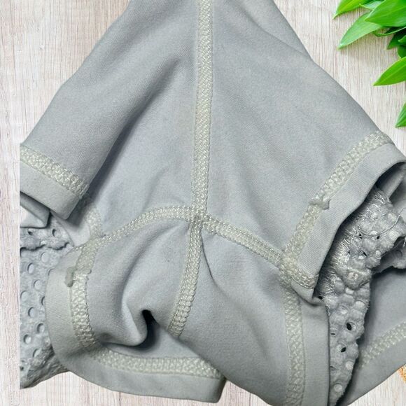 Fabletics Womens Bristol Shorts Size XXL Mesh Lined Athletic Sporty Gym Running - Picture 4 of 8